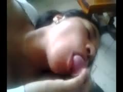 Exotic floozy pleases me with a oral-service and a titjob